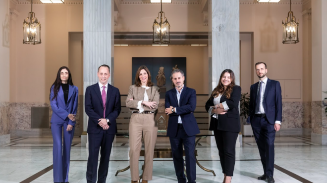 αυτοί-που-γύρισαν-στην-ελλάδα-563944318