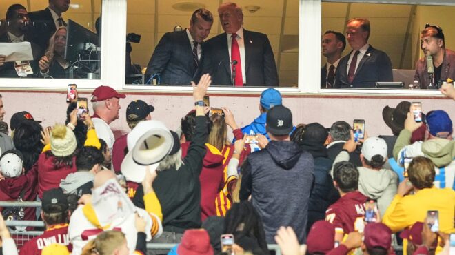 ηπα-αποδοκιμάστηκε-ο-τραμπ-όταν-πήγε-σ-563912389