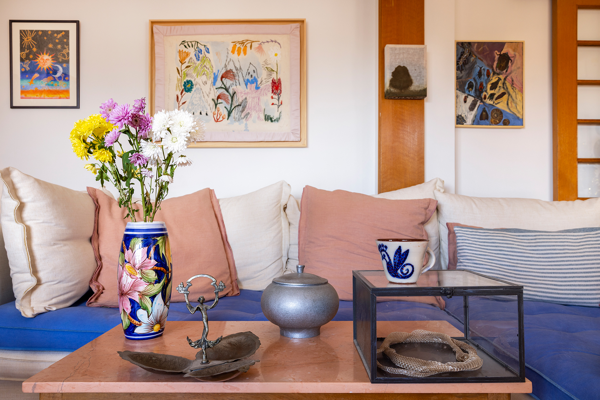 Ενα «πολύχρωμο» σπίτι στη Φωκίωνος Νέγρη-2