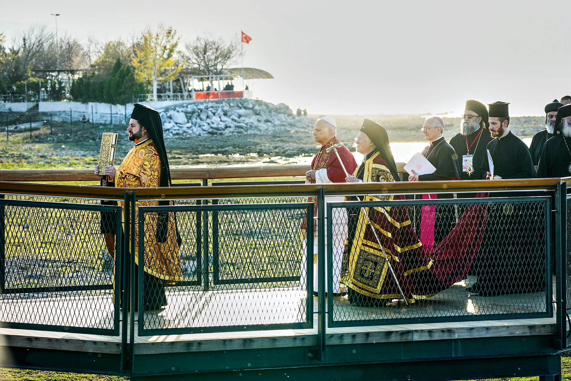 Διαβάστε στην «Καθημερινή της Κυριακής»-3