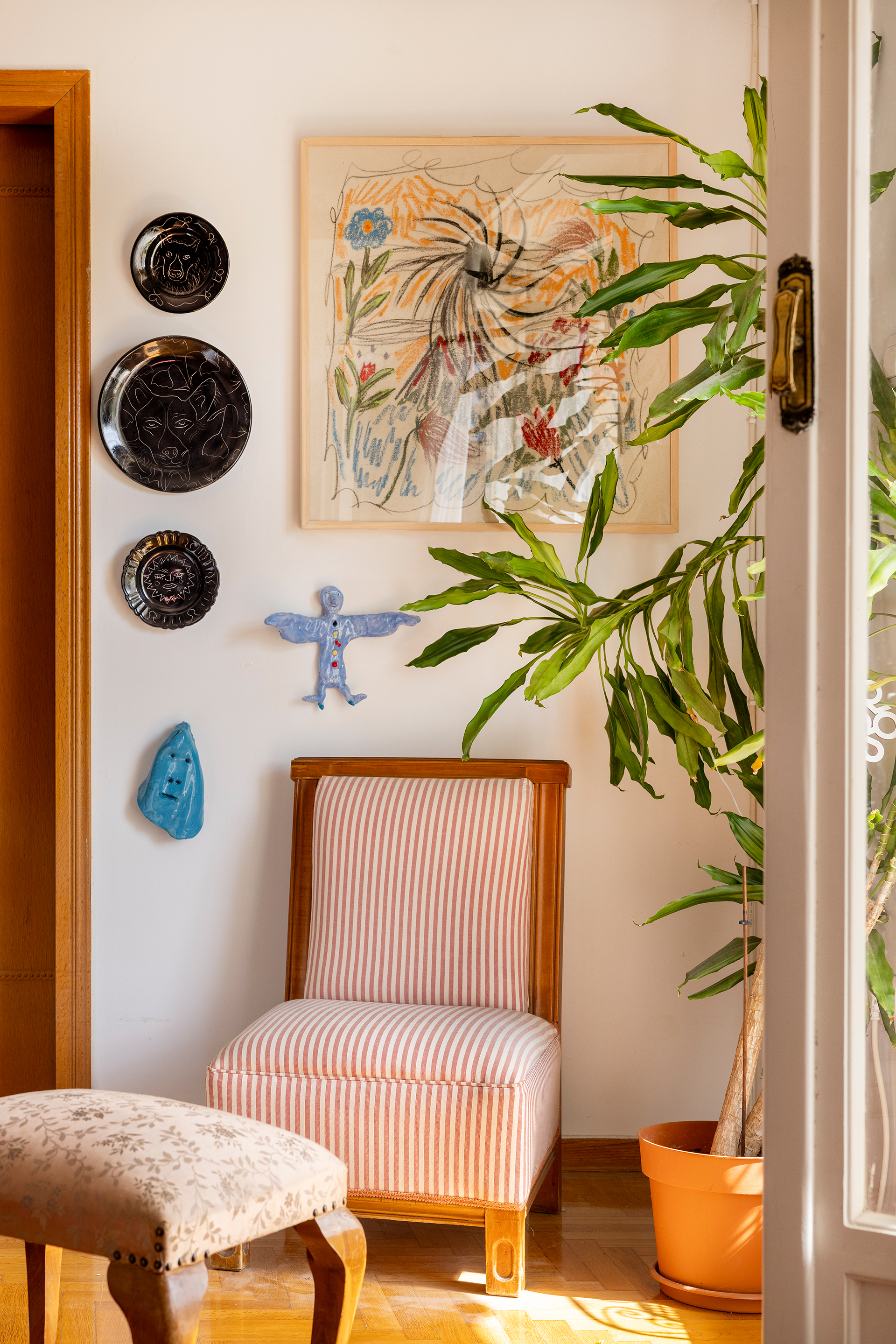 Ενα «πολύχρωμο» σπίτι στη Φωκίωνος Νέγρη-6