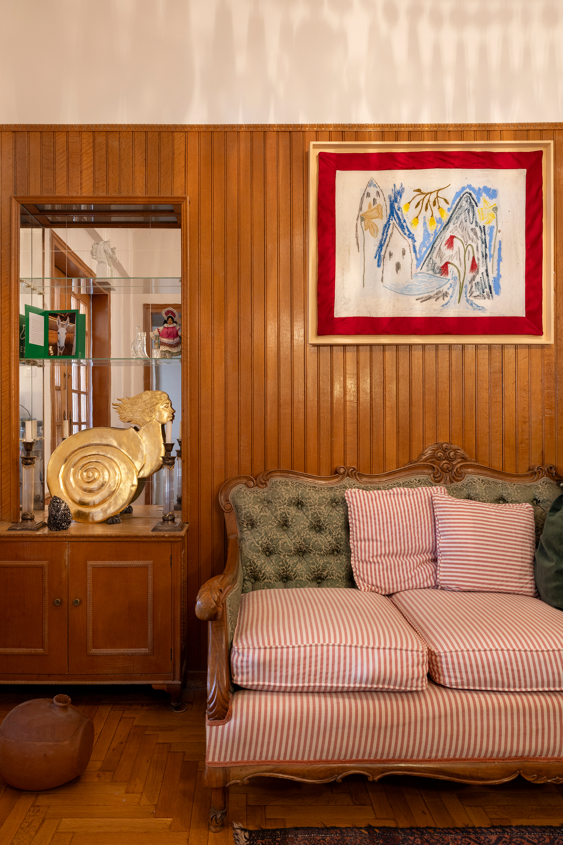 Ενα «πολύχρωμο» σπίτι στη Φωκίωνος Νέγρη-7