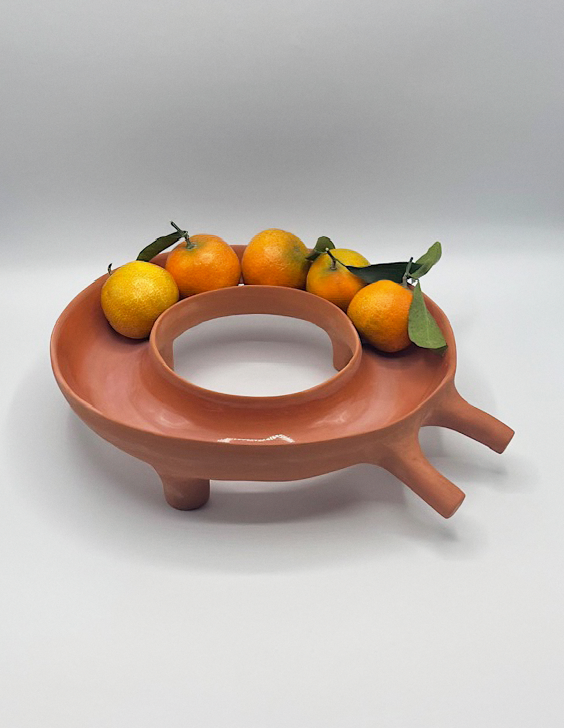 Οι νέοι Ελληνες δημιουργοί που «συνομιλούν» με την παράδοση-7