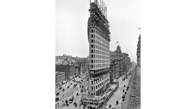 η-μυθολογία-γύρω-από-το-flatiron-building-563944684