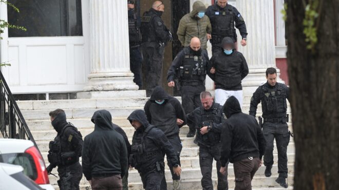 το-χρονικό-της-άγριας-συμπλοκής-χούλι-563905333