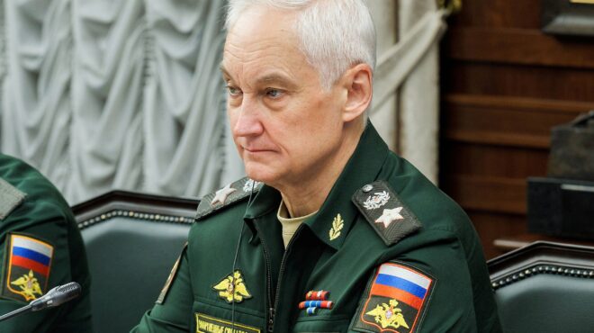 συνάντηση-ανώτερου-κινέζου-στρατιωτ-563931289