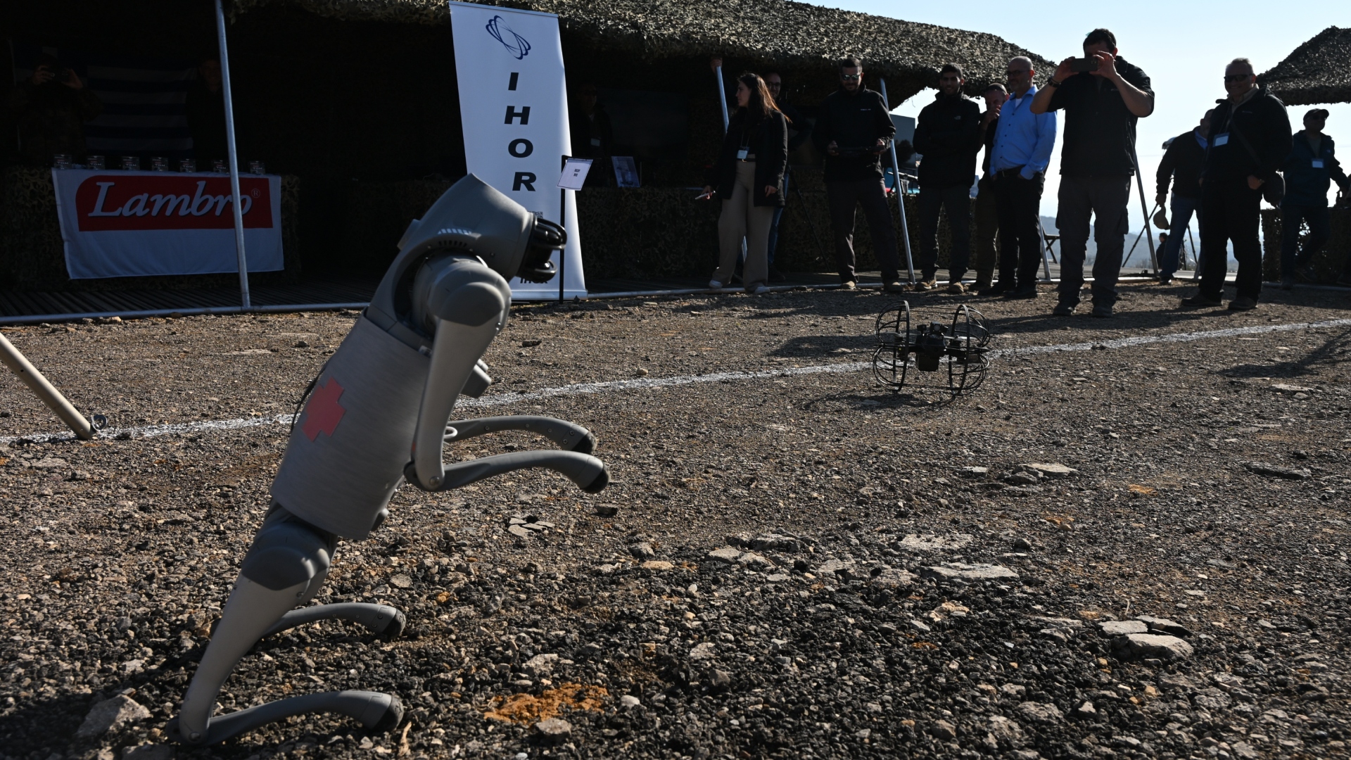 «Αίσιος Οιωνός – 25»: Εντυπωσιακές εικόνες από την άσκηση με drones και anti-drone συστήματα-2