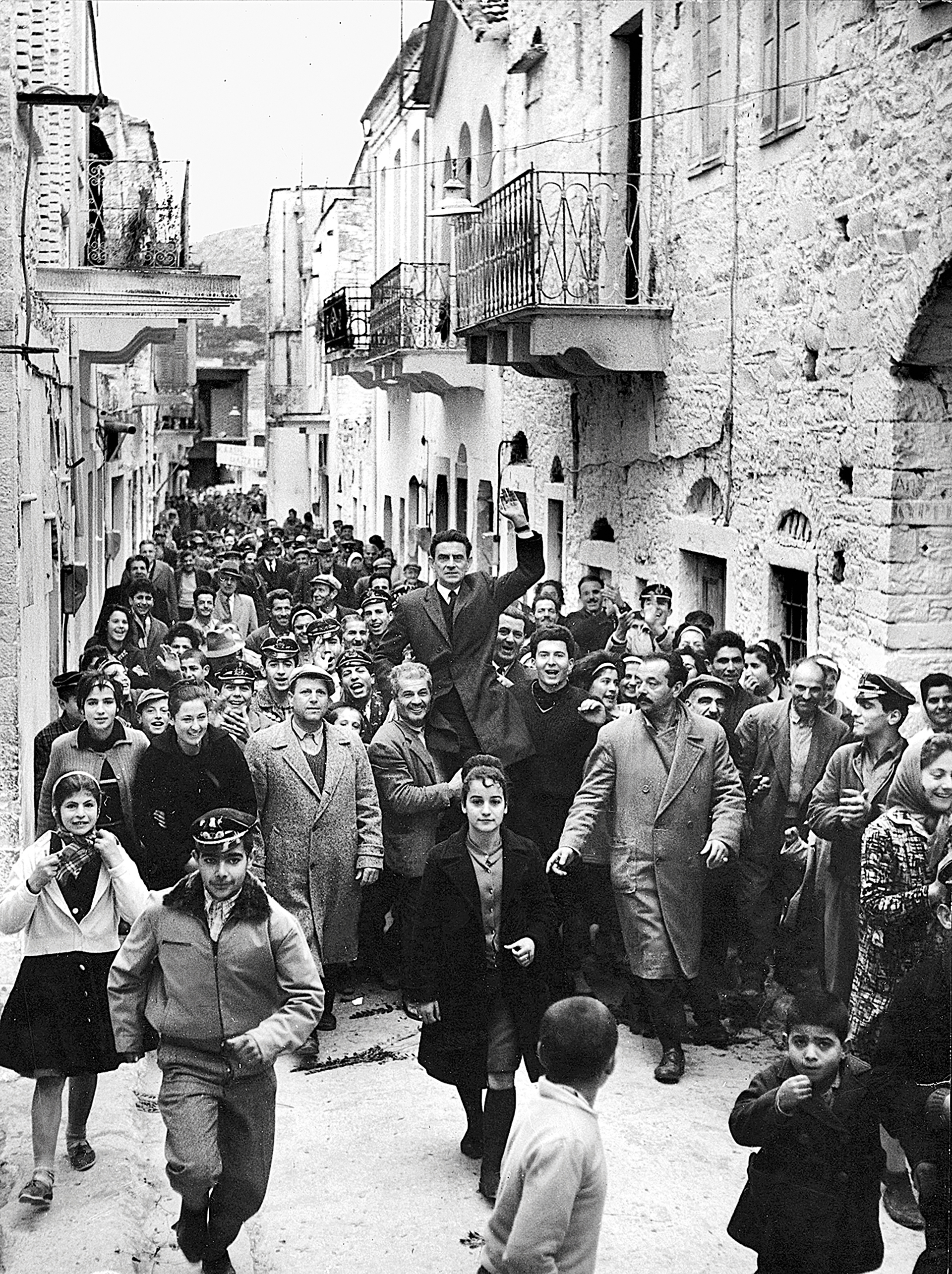 Υπουργός χωρίς σμόκιν και TV-2