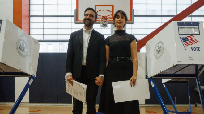 μάικλ-σαντέλ-στην-κ-ο-μαμντάνι-ο-τρα-563924077