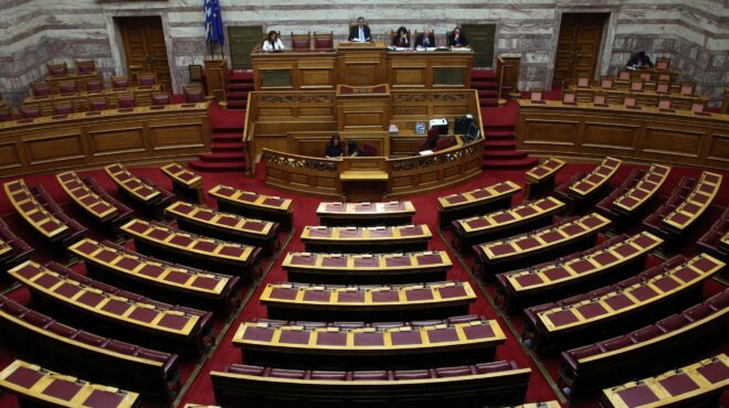οι-200-της-βουλής-563923012