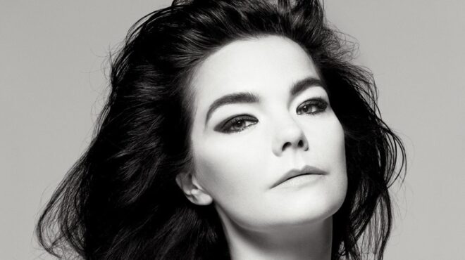 η-μπιορκ-γιόρτασε-τα-60ά-γενέθλιά-της-με-563944363