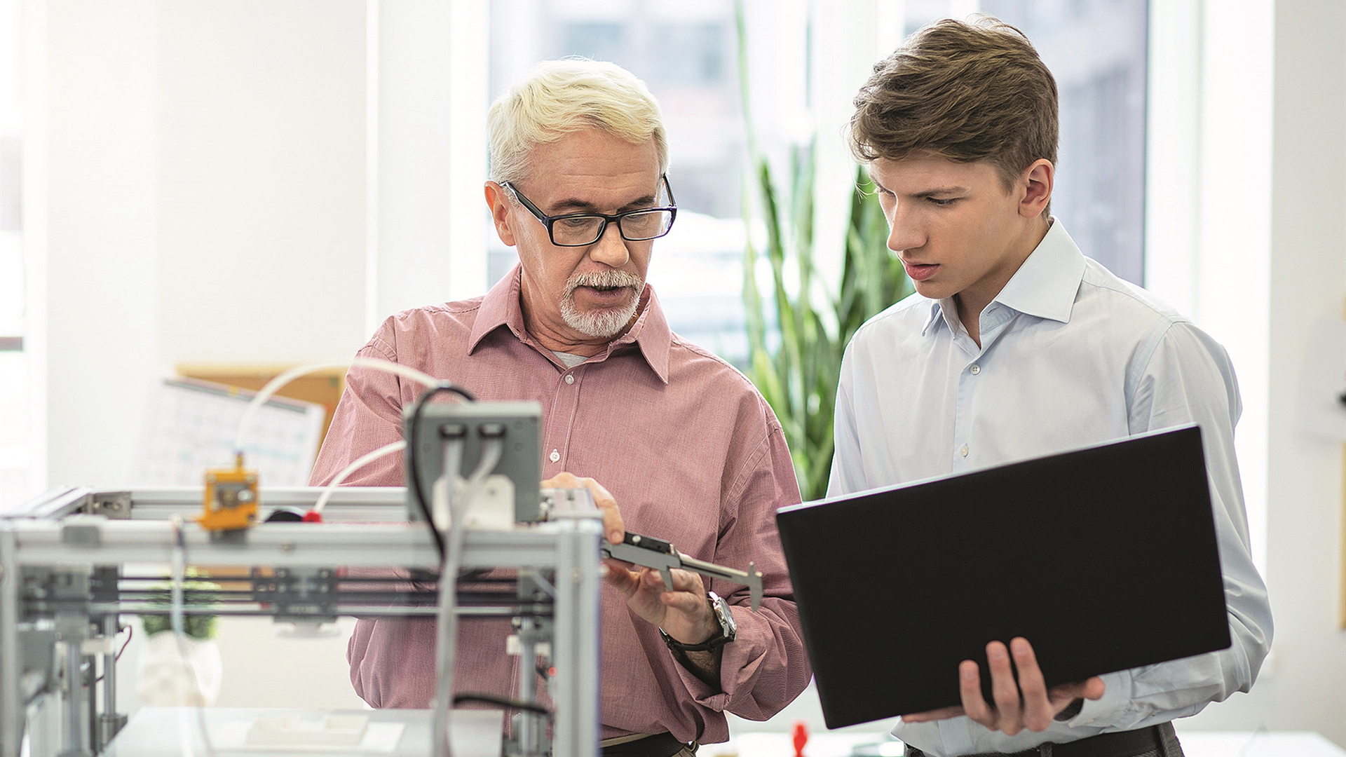 εργασία-μετά-τη-συνταξιοδότηση-563904922