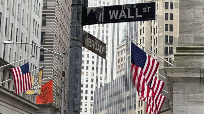 οι-ανατροπές-στην-αγορά-της-wall-street-στα-τρία-563941717