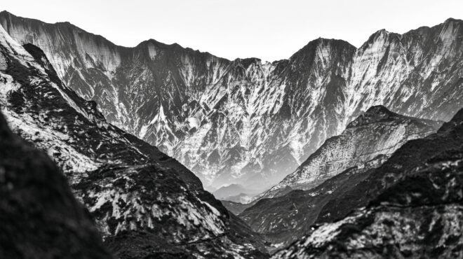 στους-παγετώνες-και-τα-ηφαίστεια-της-ι-563944870