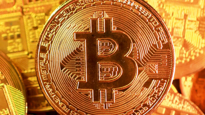 σταθερά-κρυπτονομίσματα-απειλή-ή-ευ-563936914