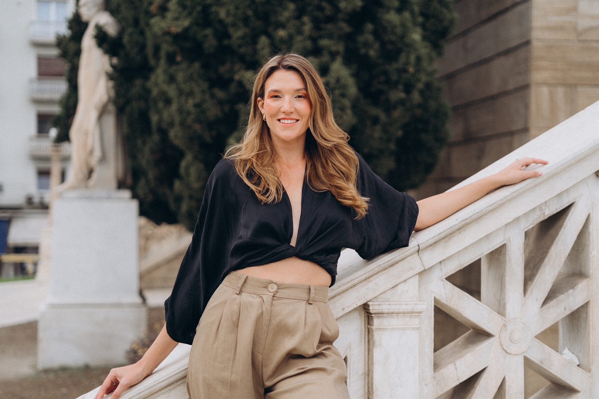 Ενα μεταλλικό δέντρο φύτρωσε στο Παγκράτι-2