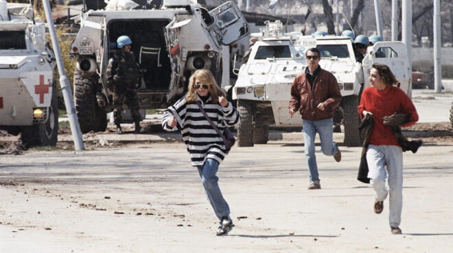 πήγαιναν-για-σαφάρι-ανθρώπων-στο-σερά-563936491