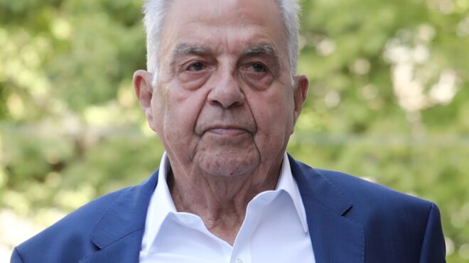 αλέκος-φλαμπουράρης-χόμπι-563930515