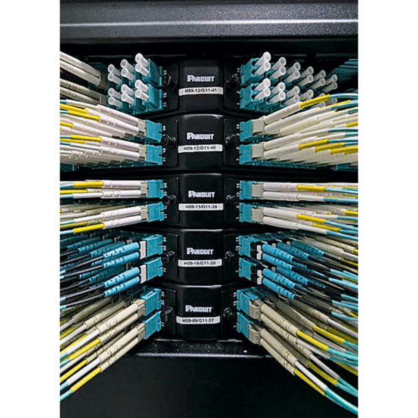 φουντώνει-η-μάχη-στις-τηλεπικοινωνίε-563936935