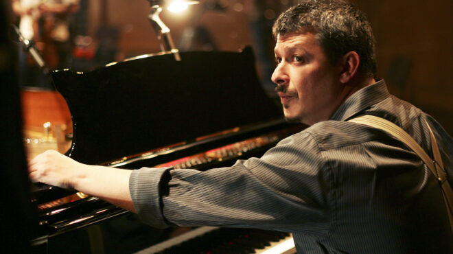 η-τζαζ-αχάριστη-αργοσβήνει-μόνη-στο-563908600