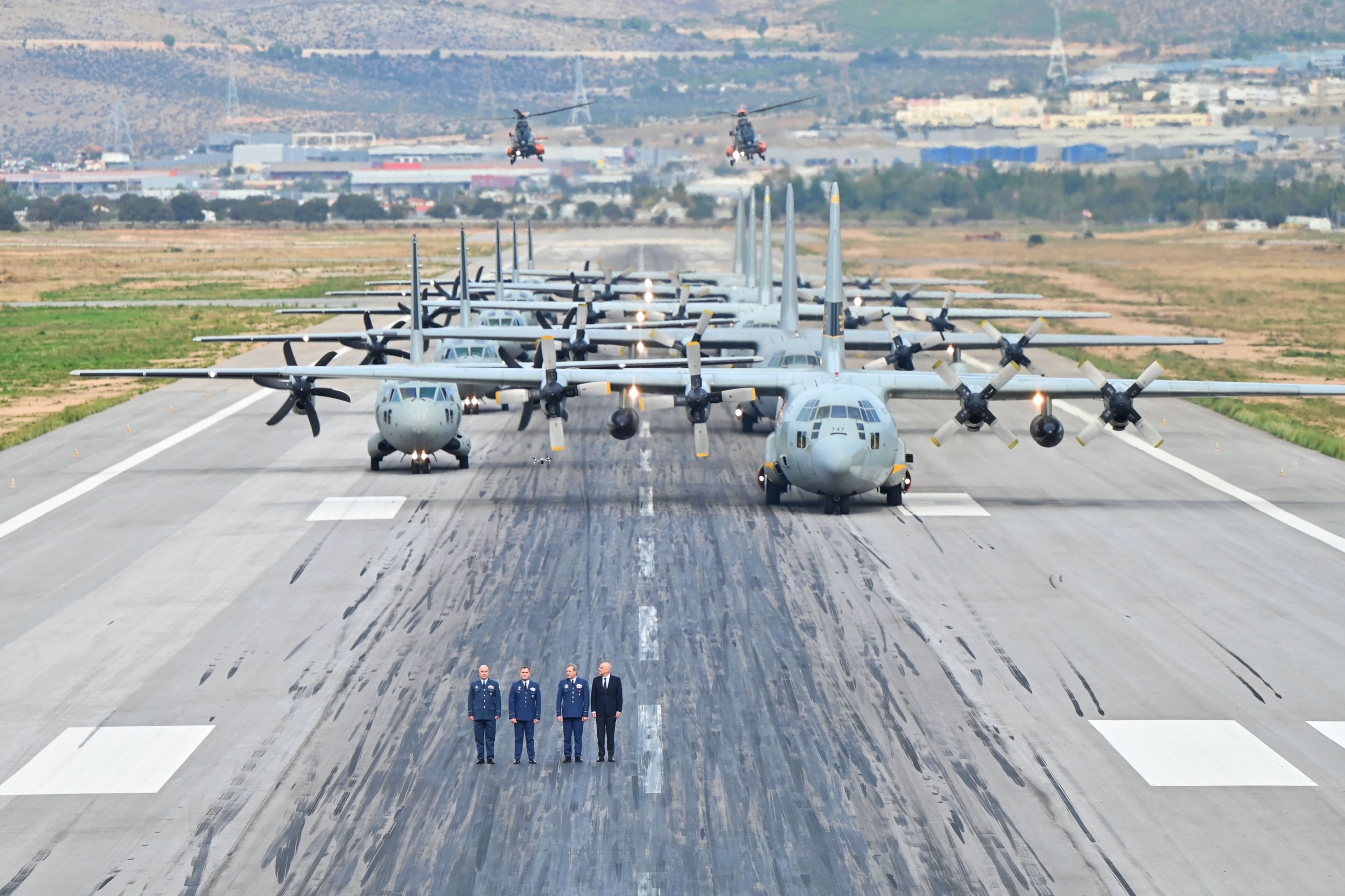 Προαναγγελία Δένδια για αγορά νέων μεταγωγικών αεροσκαφών-5