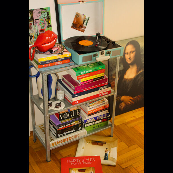 4-λογαριασμοί-που-ορίζουν-τις-τάσεις-στ-563907271