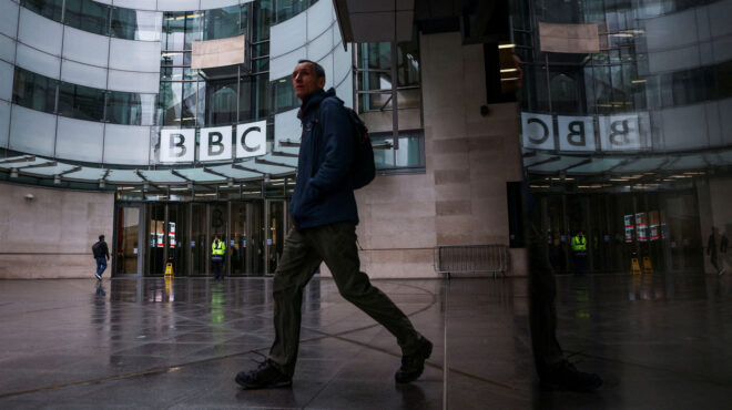 bbc-η-μάχη-πίσω-από-τη-μονταζιέρα-563923741