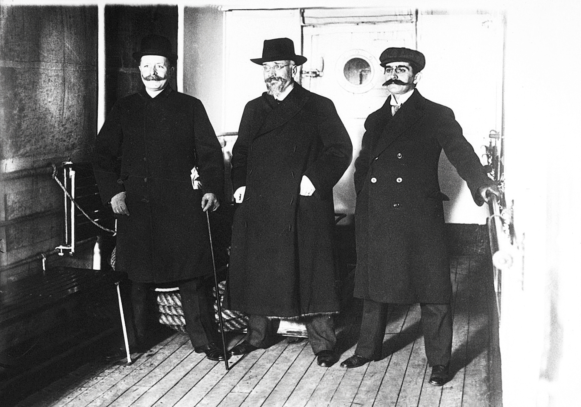 Γεώργιος Στρέιτ: Ο καθηγητής – σύμβουλος του Παλατιού και ο Διχασμός-13