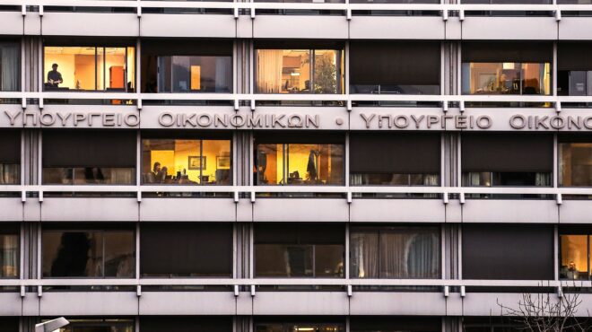 φθηνά-δάνεια-στα-αζήτητα-563915839