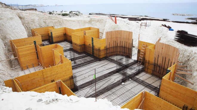 μήλος-μπλόκο-στις-βίλες-κοντά-στο-σα-563906047