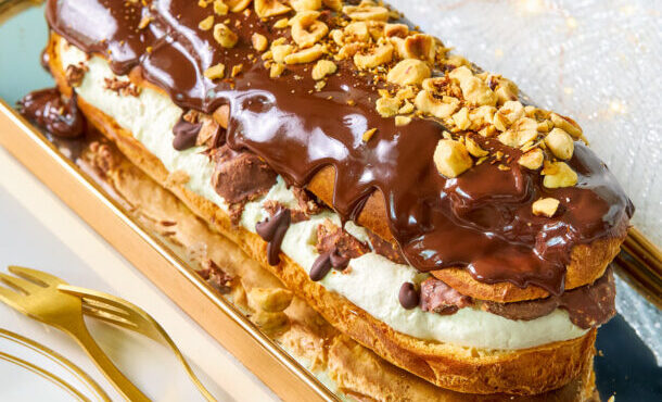 εκλέρ-γίγας-με-σοκολατάκια-563940022