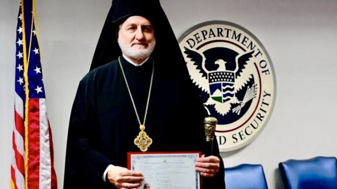 αμερικανός-πολίτης-ο-αρχιεπίσκοπος-α-563915272