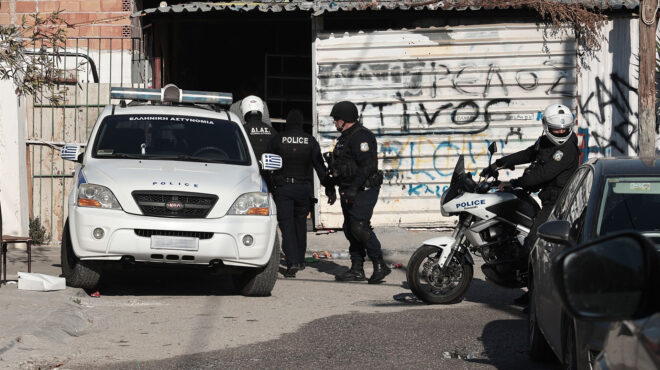 σπείρα-ρομά-εξαπατούσε-ηλικιωμένους-563911282