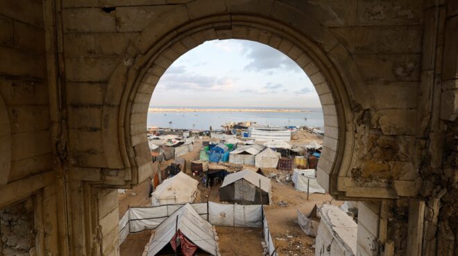 ε-ε-συζητήσεις-για-την-εκπαίδευση-3-000-παλ-563920858