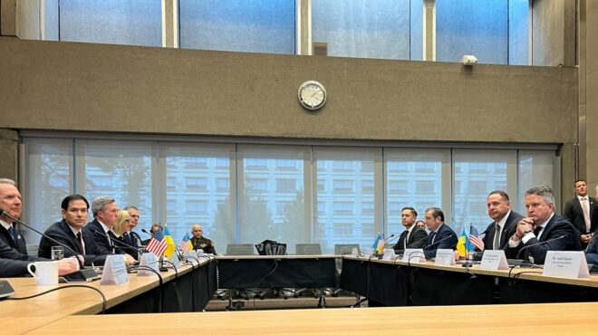 ουκρανικό-το-μπρα-ντε-φερ-της-γενεύης-γ-563937409