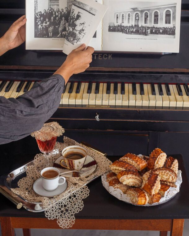 γκατά-αρμένικο-ψωμί-563949889