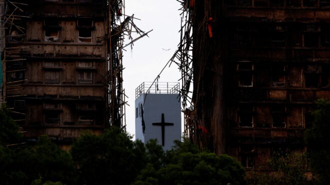 χονγκ-κονγκ-πυρκαγιά-στους-ουρανοξύ-563946244