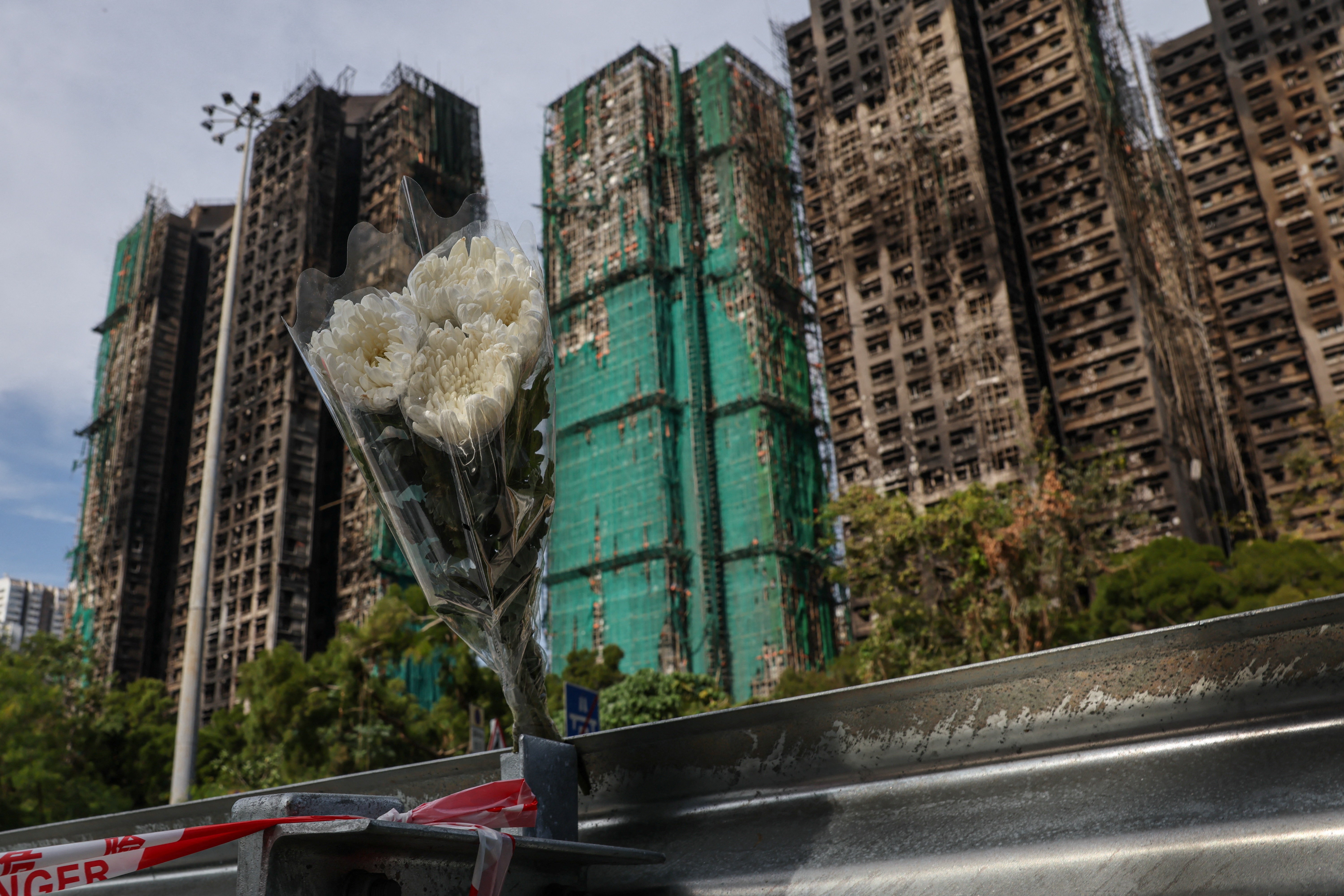 Χονγκ Κονγκ – Πυρκαγιά στους ουρανοξύστες: Υπήρχαν καταγγελίες για κίνδυνο φωτιάς εδώ και έναν χρόνο-1