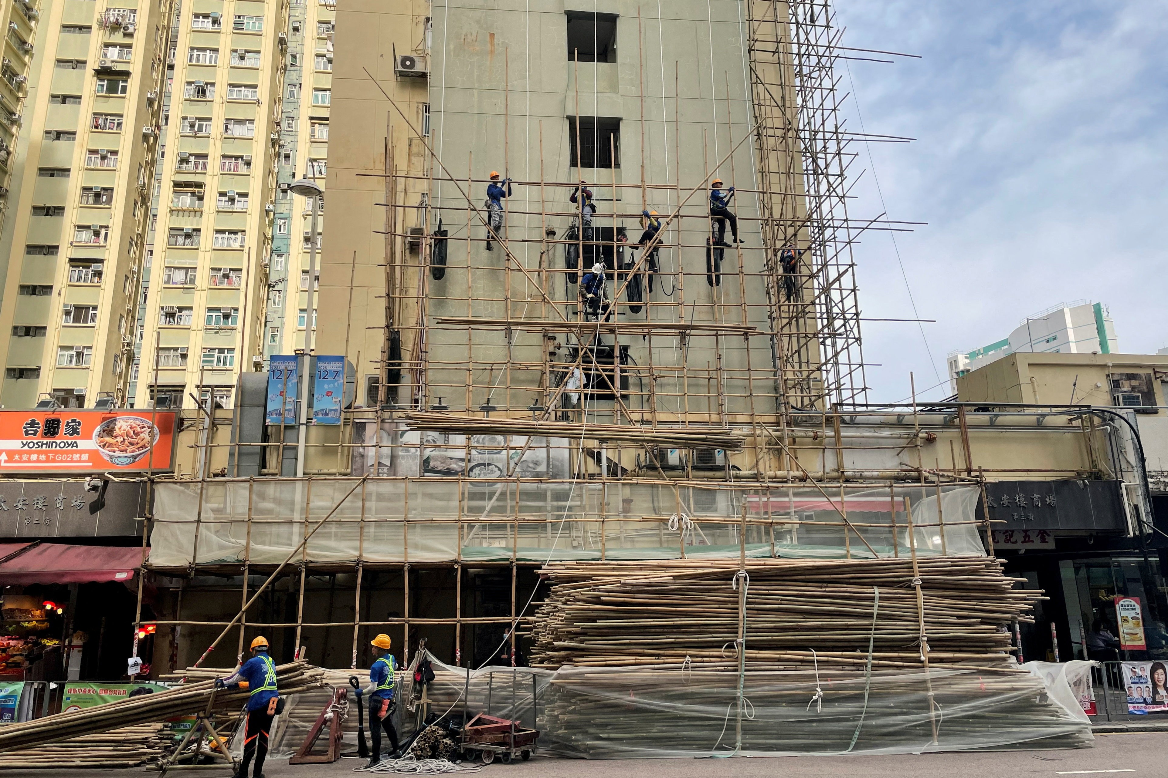 Χονγκ Κονγκ: Στους 55 οι νεκροί της μεγάλης πυρκαγιάς – Σχεδόν 300 οι αγνοούμενοι-8