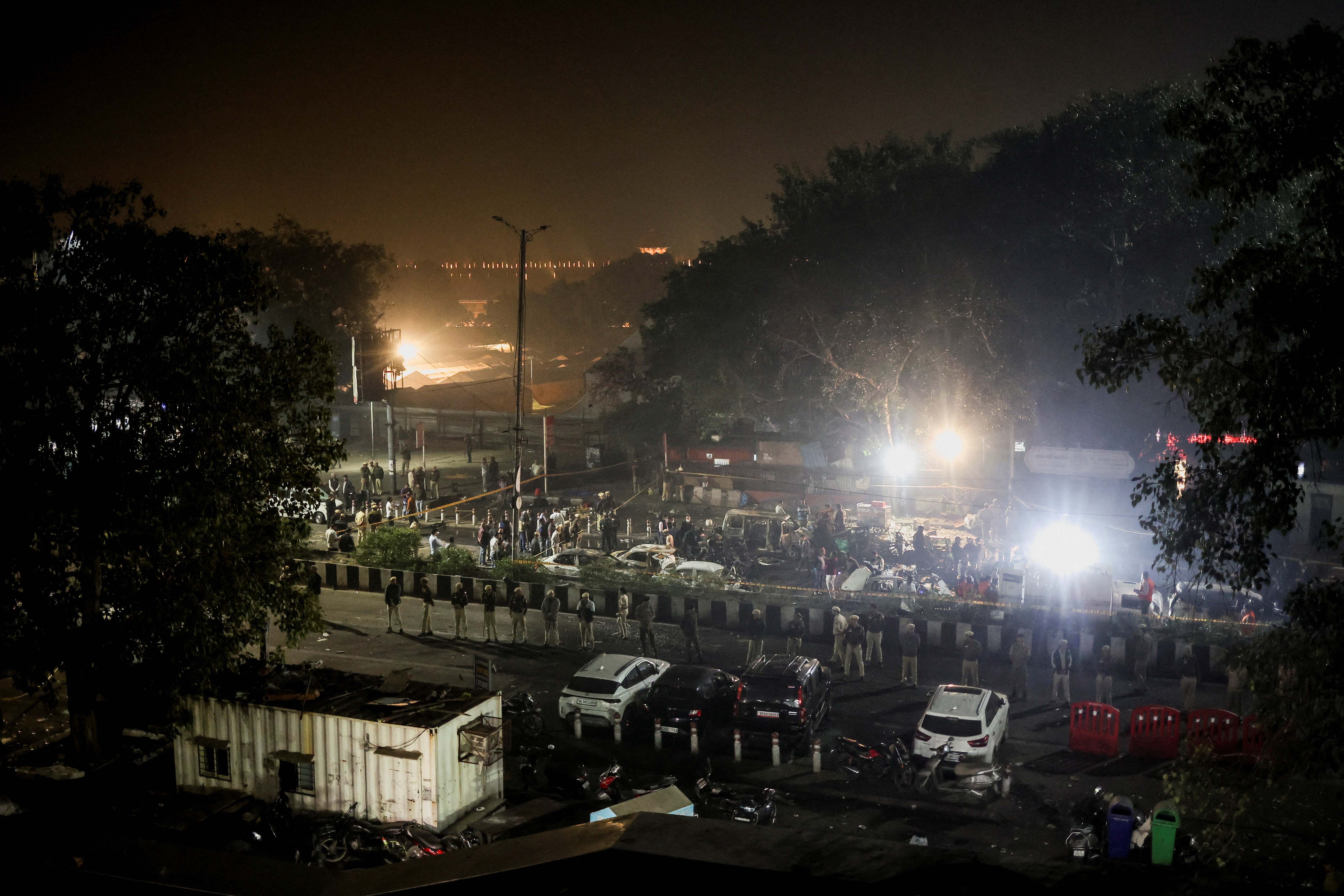 Τι γνωρίζουμε για την αιματηρή έκρηξη στο Δελχί – Η Ινδία εξετάζει «όλα τα ενδεχόμενα»-2