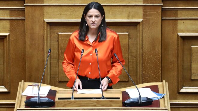 κεραμέως-μειώθηκαν-κατά-76-τα-εκκρεμή-ρ-563936716