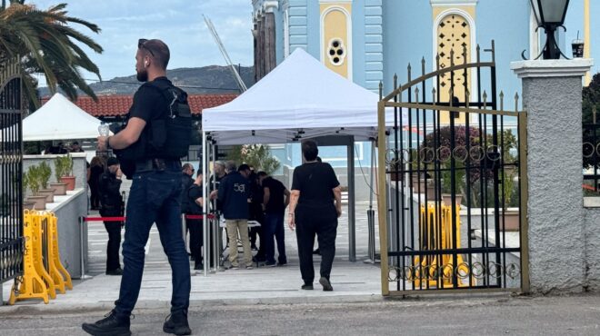 βορίζια-με-αυξημένα-μέτρα-η-κηδεία-της-563902462