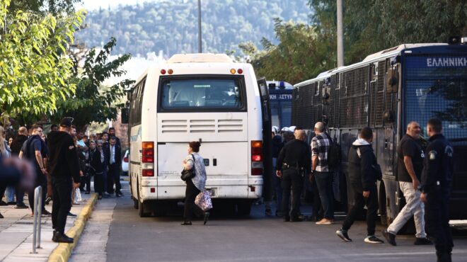 προφυλακιστέοι-5-υπάλληλοι-του-δεδδη-563927707