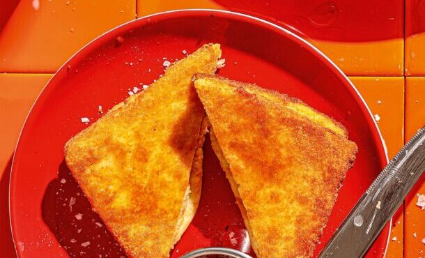 ναπολιτάνικο-τηγανητό-τοστ-563920330