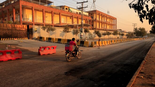 πακιστάν-αφγανοί-υπήκοοι-οι-καμικάζι-563918467
