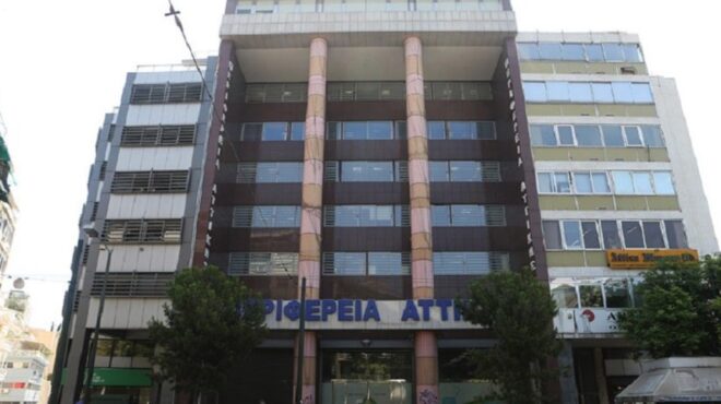 λουκέτο-σε-μονάδα-φροντίδας-ηλικιω-563924773