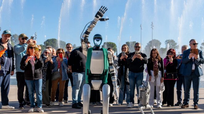 sophea-ai-και-kiefer-η-ελληνική-ψυχή-της-τεχνητής-νο-563940145