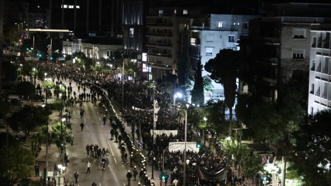 χιλιάδες-διαδηλωτές-στις-πορείες-για-563925727