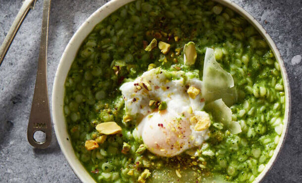 τραχανάς-πράσινος-με-σπανάκι-και-φυστ-563905984