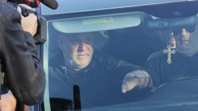 ηταν-πολύ-χαρούμενος-είπε-ο-πατέρας-563945068